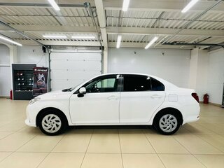 2021 Toyota Corolla Axio XI (E160, E170) Рестайлинг 2, белый, 1599000 рублей, вид 2