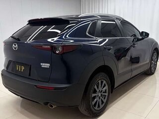 2022 Mazda CX-30 I, чёрный, 2053284 рублей, вид 4