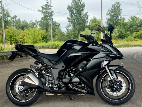 2018 Kawasaki Z 1000SX, чёрный, 1060000 рублей, вид 2