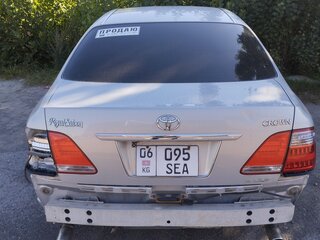 2004 Toyota Crown XII (S180), серебристый, 210000 рублей, вид 2