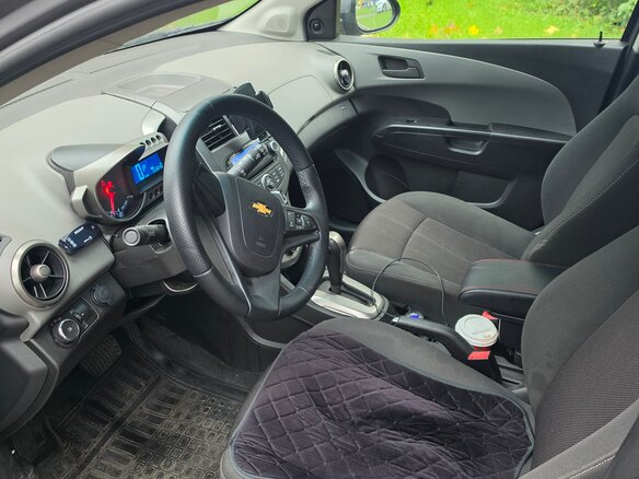 2012 Chevrolet Aveo II, серый, 660000 рублей - вид 4