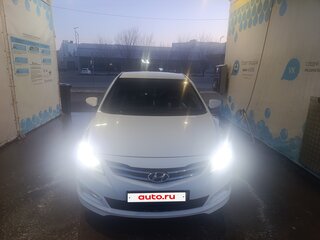 2016 Hyundai Solaris I Рестайлинг, белый, 1200000 рублей, вид 1