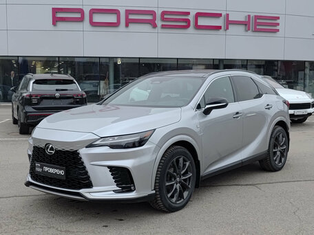 Lexus RX V
