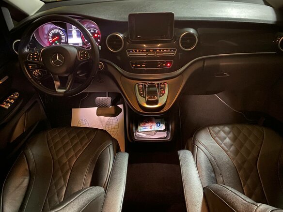 2017 Mercedes-Benz V-Класс Long 250 d длинный III (W447), чёрный, 4650000 рублей - вид 16