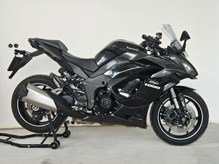 2021 Kawasaki Ninja 1000 SX, чёрный, 1250000 рублей, вид 4