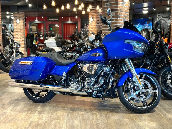 2024 Harley-Davidson Road Glide, синий, 3900000 рублей