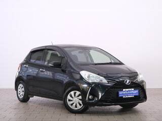2018 Toyota Vitz III (XP130) Рестайлинг 2, чёрный, 889000 рублей, вид 1
