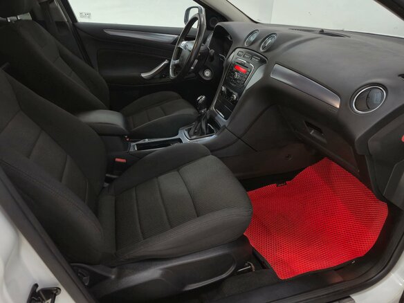 2012 Ford Mondeo IV Рестайлинг, белый, 700000 рублей - вид 12