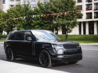 2026 Land Rover Range Rover D350 MHEV Long V, чёрный, 24490000 рублей, вид 2