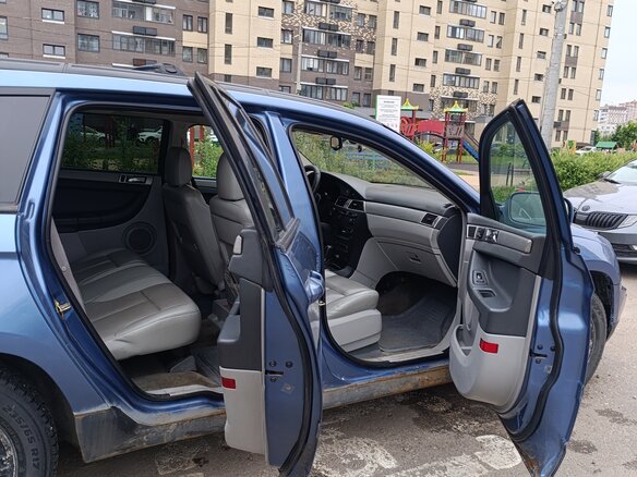 2006 Chrysler Pacifica CS, голубой, 380000 рублей - вид 13