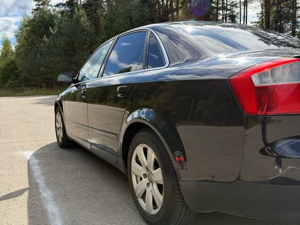 2004 Audi A4 II (B6), чёрный, 707000 рублей - вид 2