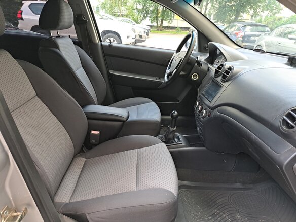 2008 Chevrolet Aveo I Рестайлинг, серебристый, 165000 рублей - вид 6