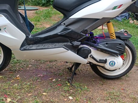 2004 Aprilia SR 50 R, белый, 180000 рублей, вид 1