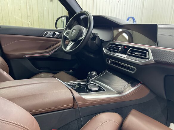 2020 BMW X5 40i IV (G05/G18), чёрный, 8550000 рублей - вид 6