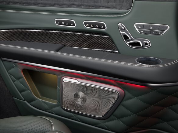 2026 Mercedes-Benz V-Класс Extra Long 300 d экстра длинный III (W447) Рестайлинг 2, чёрный, 41500000 рублей - вид 20