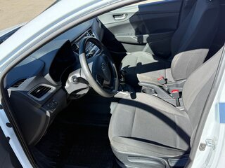 2020 Hyundai Solaris II, белый, 799000 рублей, вид 5