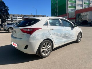 2012 Hyundai i30 II, белый, 745000 рублей, вид 4