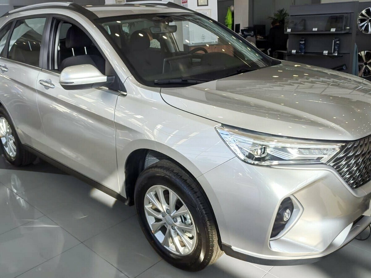 Открыть фотографии: Haval M6 II