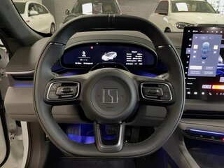 2026 Zeekr 001 103 kWh I Рестайлинг 2, белый, 11520000 рублей, вид 5