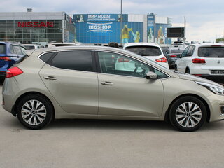2017 Kia Ceed II Рестайлинг, серебристый, 1369000 рублей, вид 4