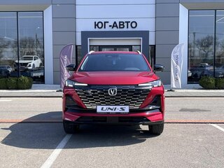 2025 Changan UNI-S I, красный, 3179900 рублей, вид 2