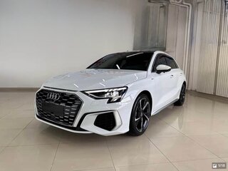 2022 Audi A3 Sportback 35 TFSI IV (8Y), белый, 2010000 рублей, вид 3