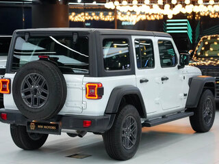 2026 Jeep Wrangler IV (JL) Рестайлинг, белый, 6950206 рублей, вид 4