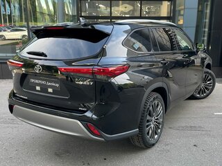 2025 Toyota Highlander IV (XU70), чёрный, 5300000 рублей, вид 4
