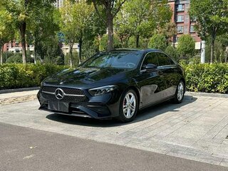 2023 Mercedes-Benz A-Класс 180 Long IV (W177) Рестайлинг, чёрный, 2060000 рублей, вид 4
