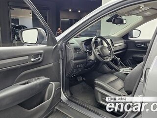 2023 Renault Koleos II Рестайлинг, чёрный, 1950000 рублей, вид 5