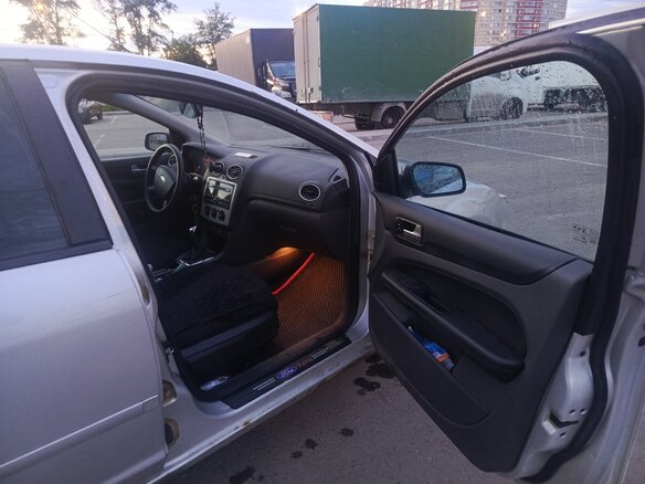 2006 Ford Focus II, серебристый, 280000 рублей - вид 12