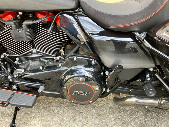 2025 Harley-Davidson CVO Road Glide, серый - вид 27