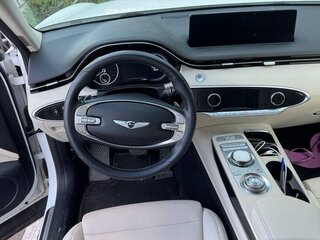 2022 Genesis GV70 I, белый, 5300000 рублей, вид 5