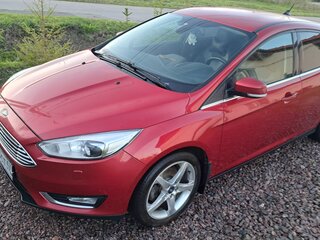 2017 Ford Focus III Рестайлинг, красный, 1180000 рублей, вид 1