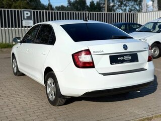 2018 Skoda Rapid I Рестайлинг, белый, 966000 рублей, вид 4
