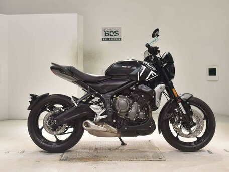 2023 Triumph Trident 660, чёрный, 825000 рублей, вид 2