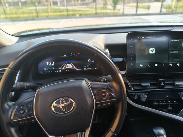 2023 Toyota Camry VIII (XV70) Рестайлинг, чёрный, 2825000 рублей - вид 7