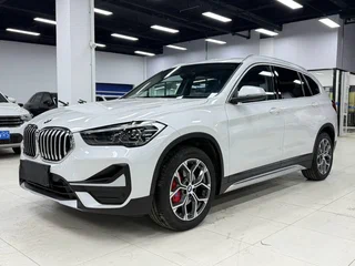 2023 BMW X1 Long 20Li sDrive II (F48) Рестайлинг, белый, 2520000 рублей, вид 3