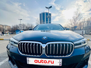 2021 BMW 5 серии 523d xDrive VII (G30/G31/G38) Рестайлинг, чёрный, 5820000 рублей, вид 3