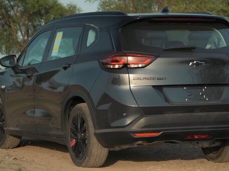 2022 Chevrolet Orlando II, серебристый, 1680843 рублей, вид 4