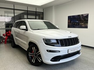 2014 Jeep Grand Cherokee SRT IV (WK2) Рестайлинг, белый, 2762000 рублей, вид 3