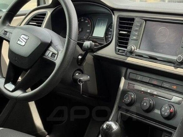 2016 SEAT Leon III, серебристый, 975000 рублей - вид 7