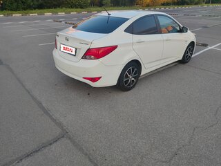 2015 Hyundai Solaris I Рестайлинг, белый, 1150000 рублей, вид 5