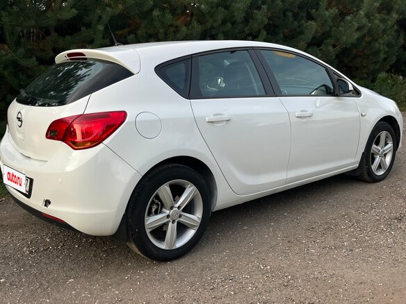 2011 Opel Astra J, белый - вид 7