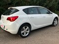 2011 Opel Astra J, белый - вид 7