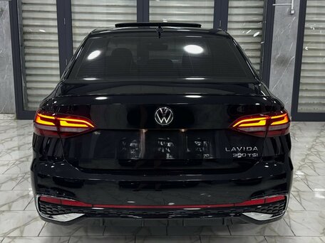 2023 Volkswagen Lavida III Рестайлинг, чёрный, 1440000 рублей, вид 4
