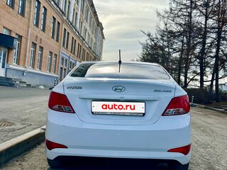 2015 Hyundai Solaris I Рестайлинг, белый, 780000 рублей, вид 3