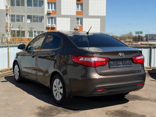 2014 Kia Rio 5-speed III, коричневый, 776000 рублей, вид 4