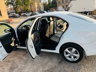 2016 Skoda Rapid I, белый, 1050000 рублей, вид 3