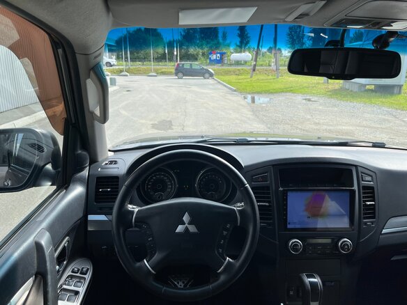 2011 Mitsubishi Pajero IV Рестайлинг 1, коричневый, 2000000 рублей - вид 22
